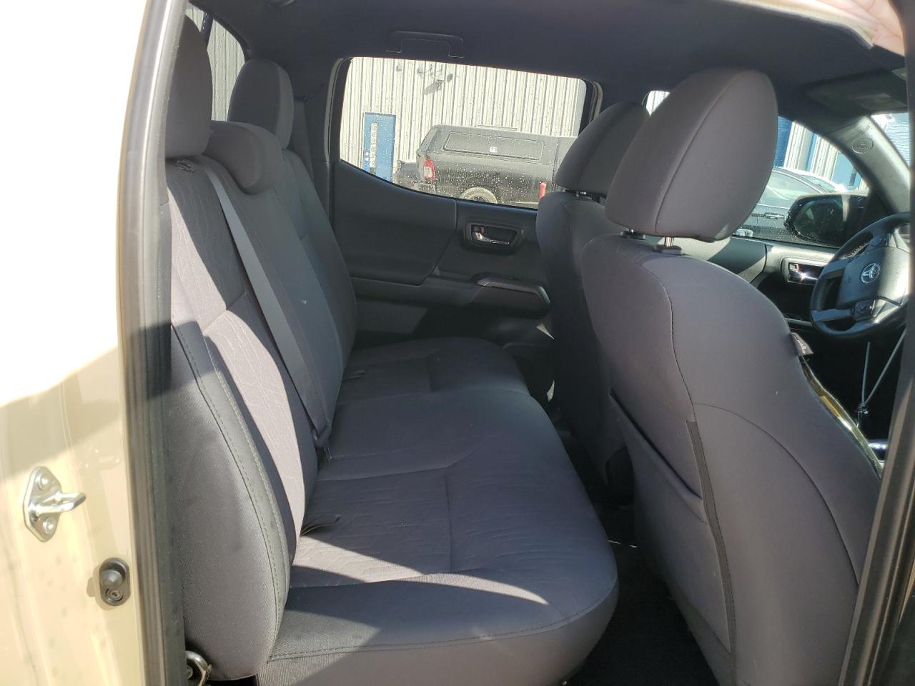 2017 Toyota Tacoma - Image 10
