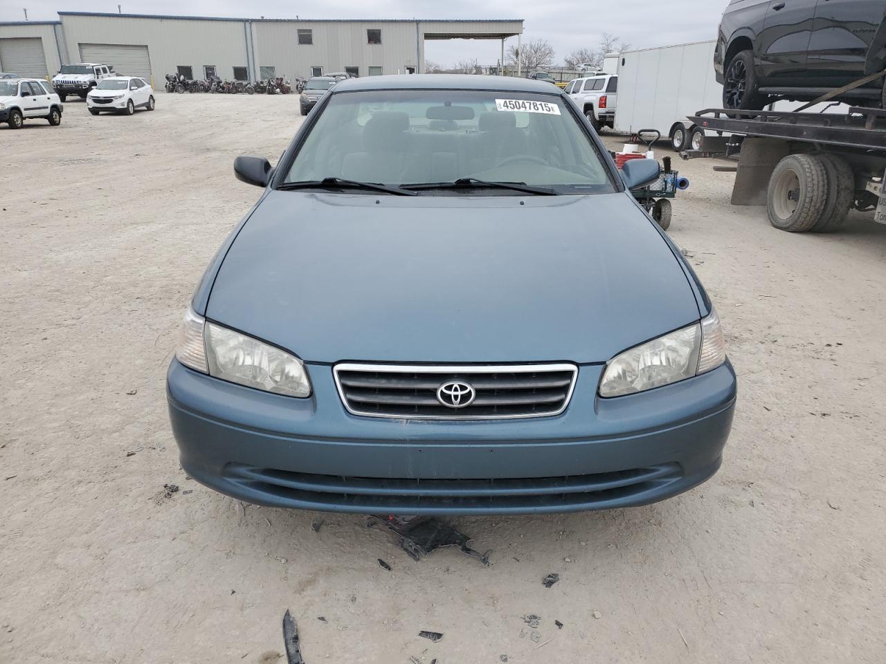 2000 Toyota Camry - Image 5