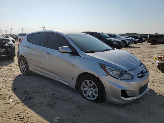  HYUNDAI ACCENT 2014 Серебристый