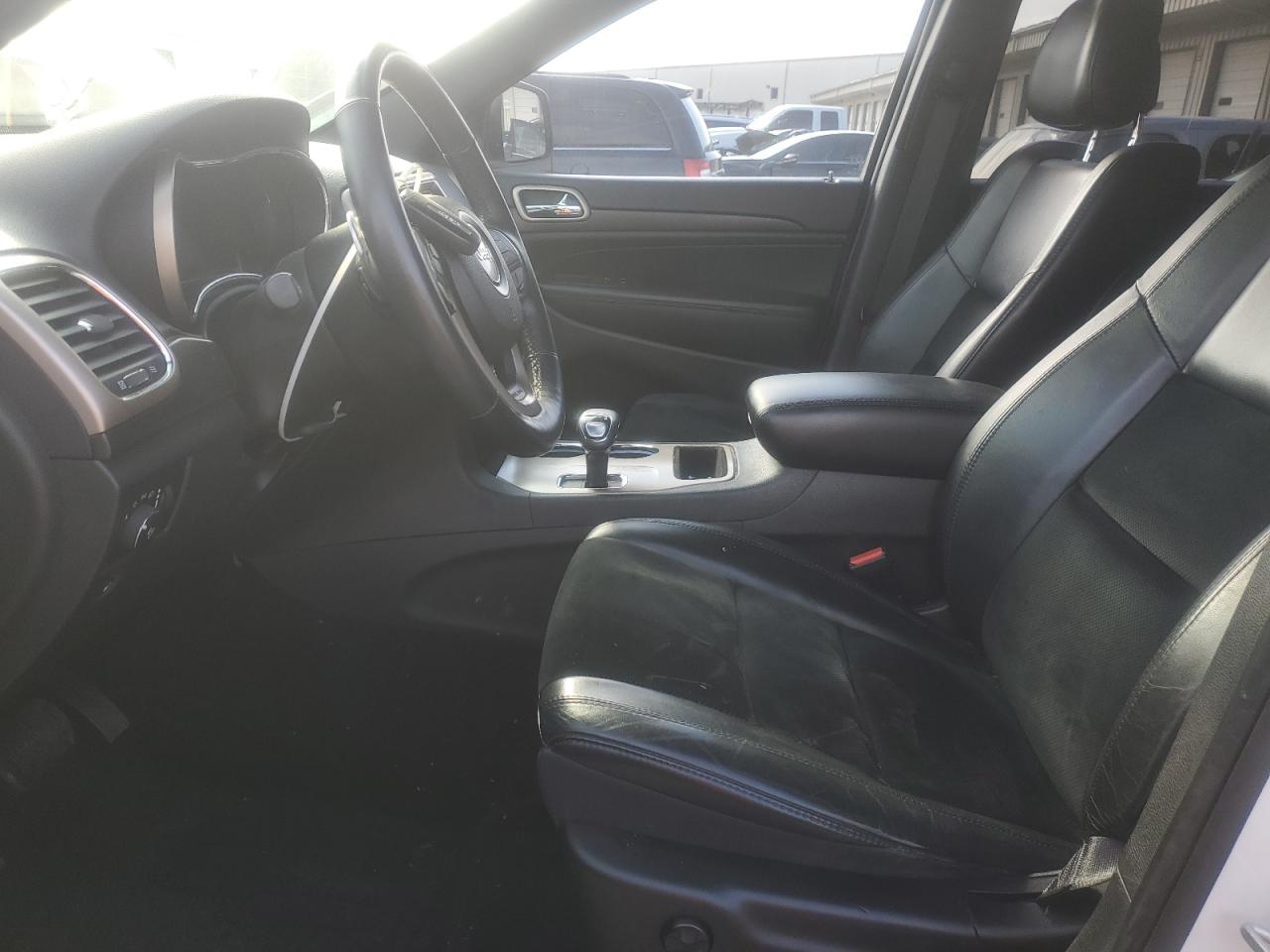 2015 Jeep Grand Cherokee - Image 7