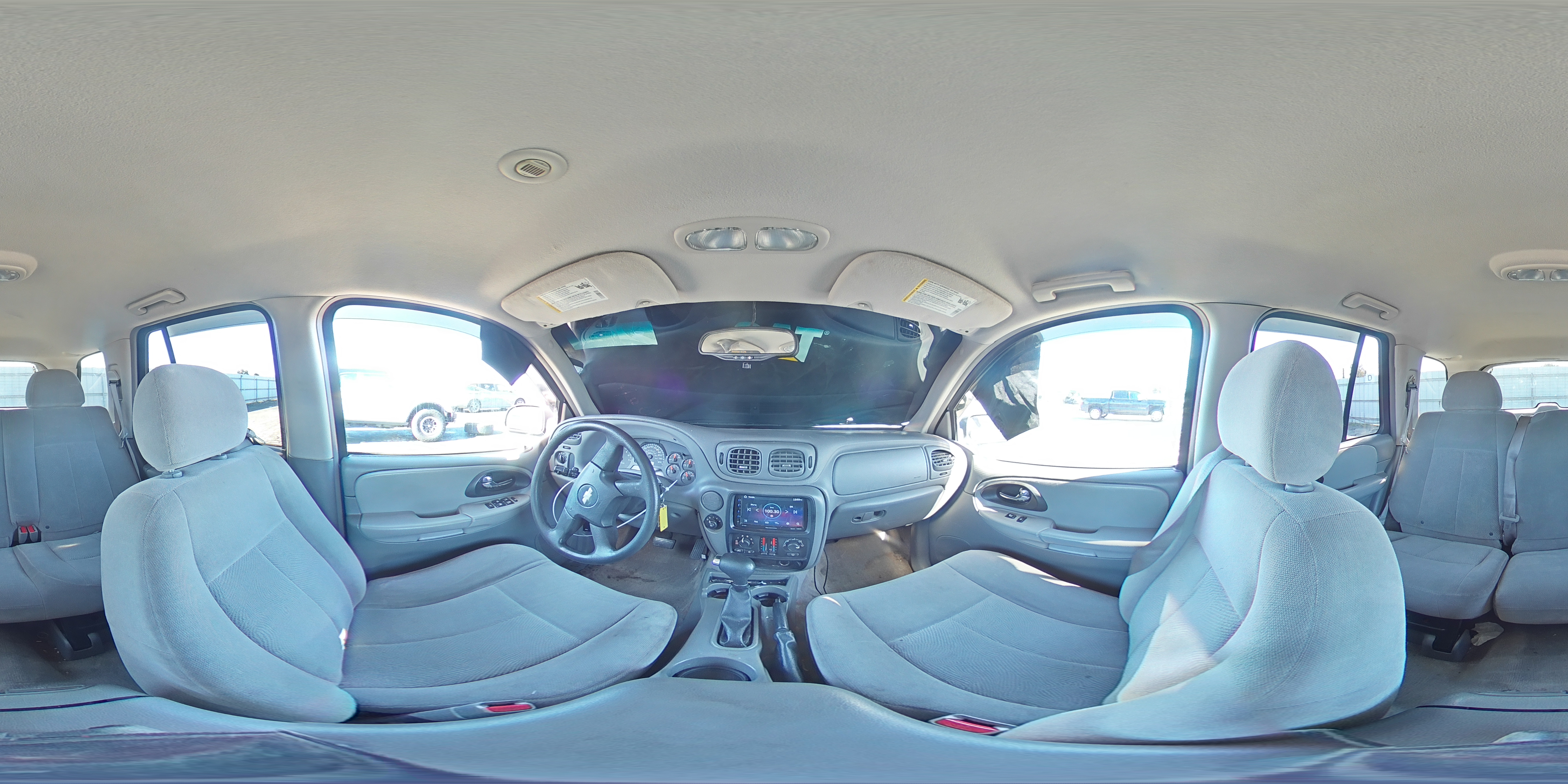 2005 Chevrolet TrailBlazer - Image 14