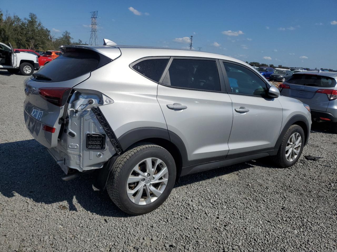 2021 Hyundai Tucson - Image 3