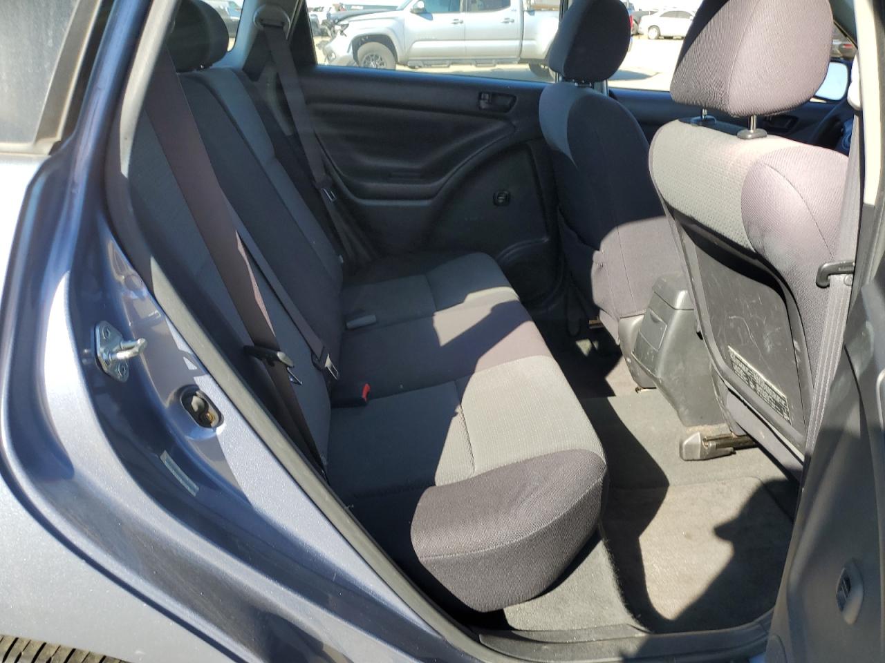 2004 Toyota Corolla - Image 10