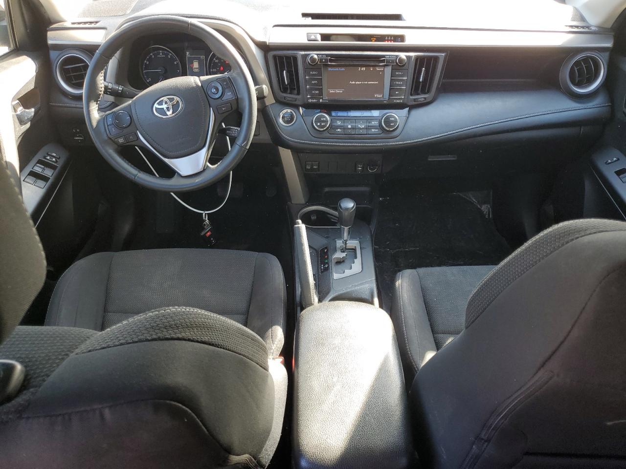 2018 Toyota RAV 4 - Image 8