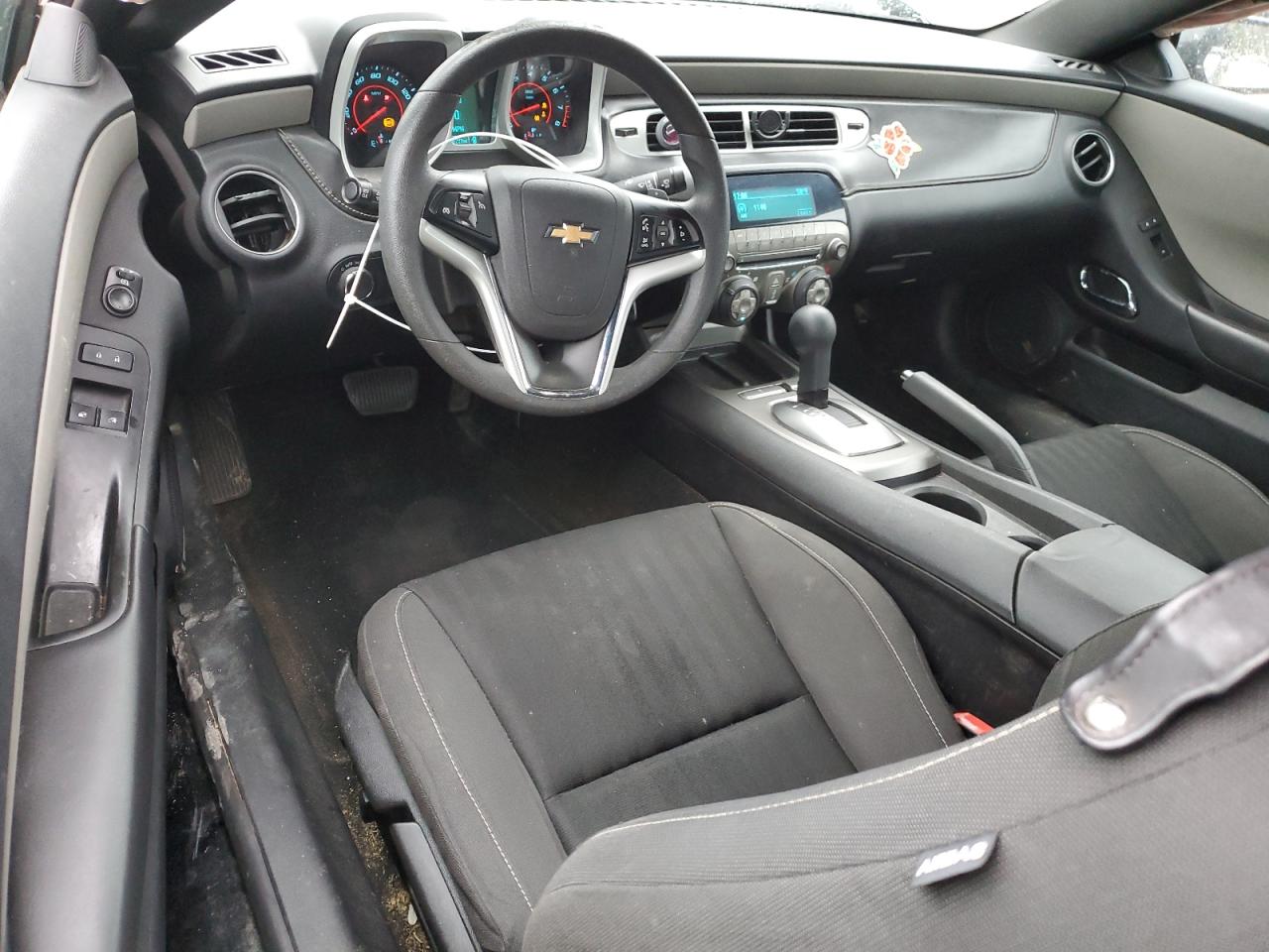 2015 Chevrolet Camaro - Image 8