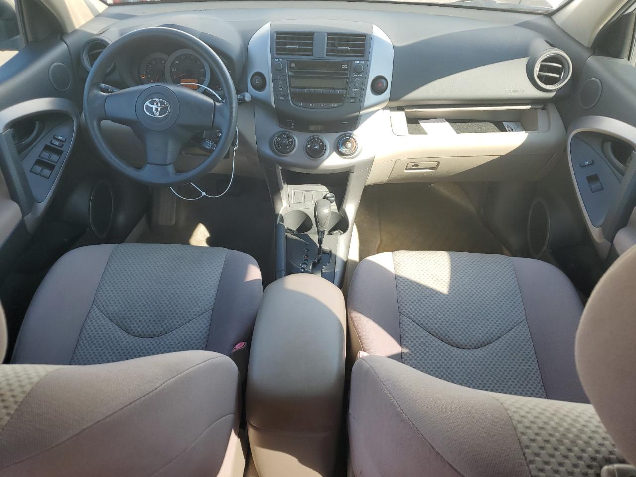 2006 Toyota RAV 4 - Image 8