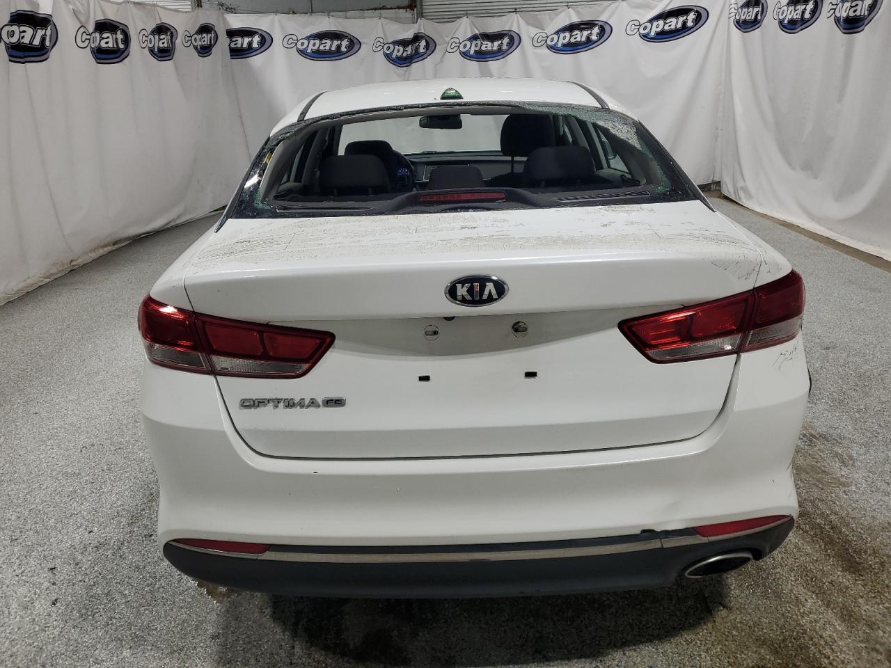 2017 Kia Optima - Image 6