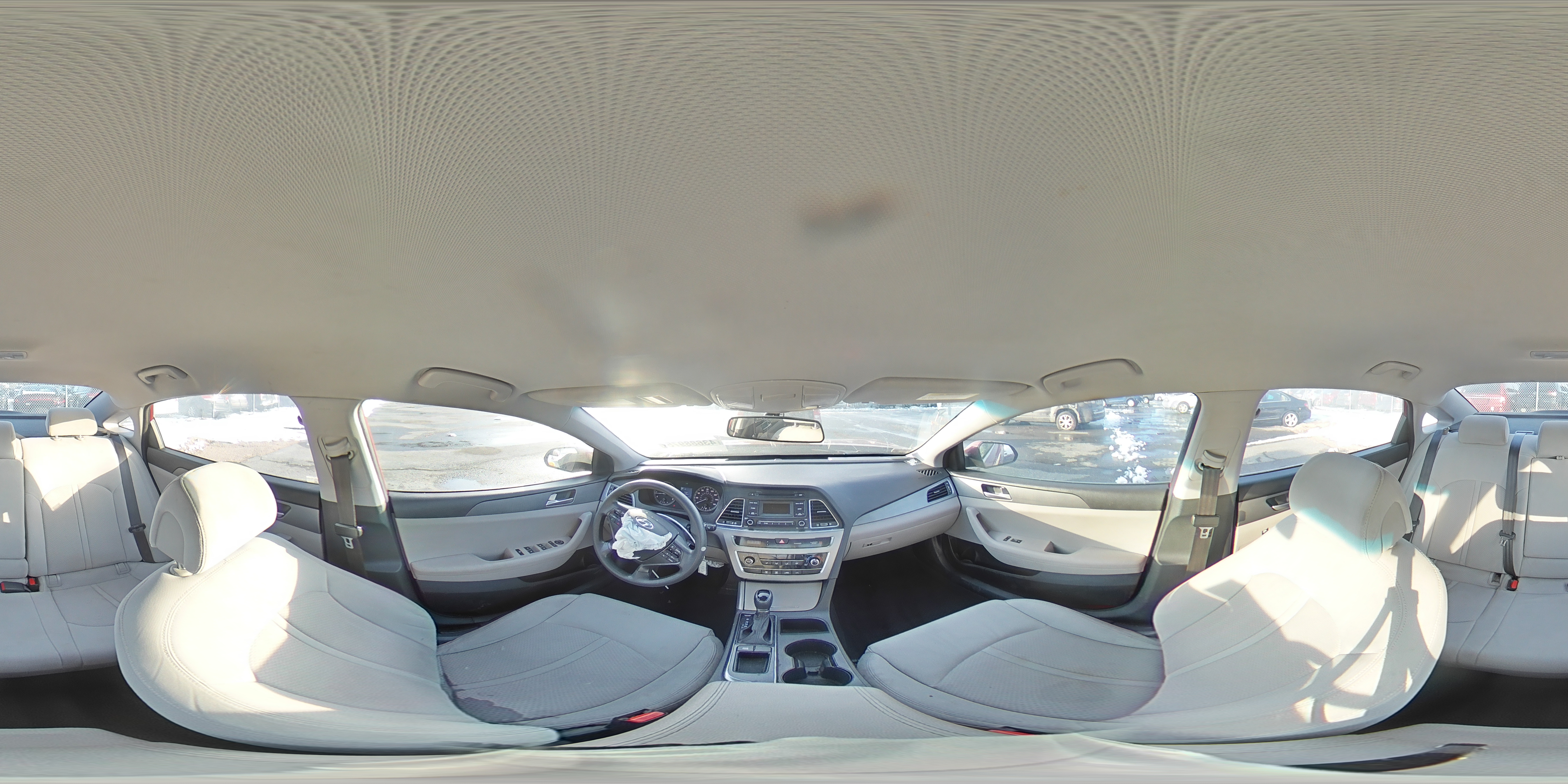 2015 Hyundai Sonata - Image 13