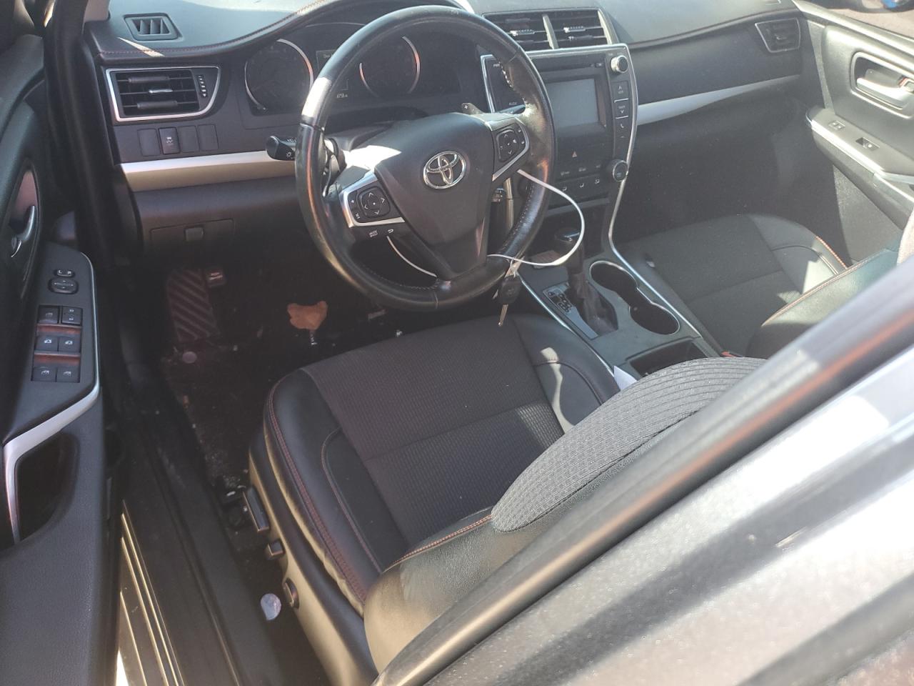 2016 Toyota Camry - Image 8