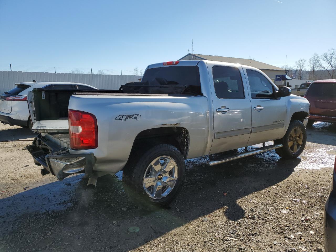 2010 Chevrolet Silverado - Image 3