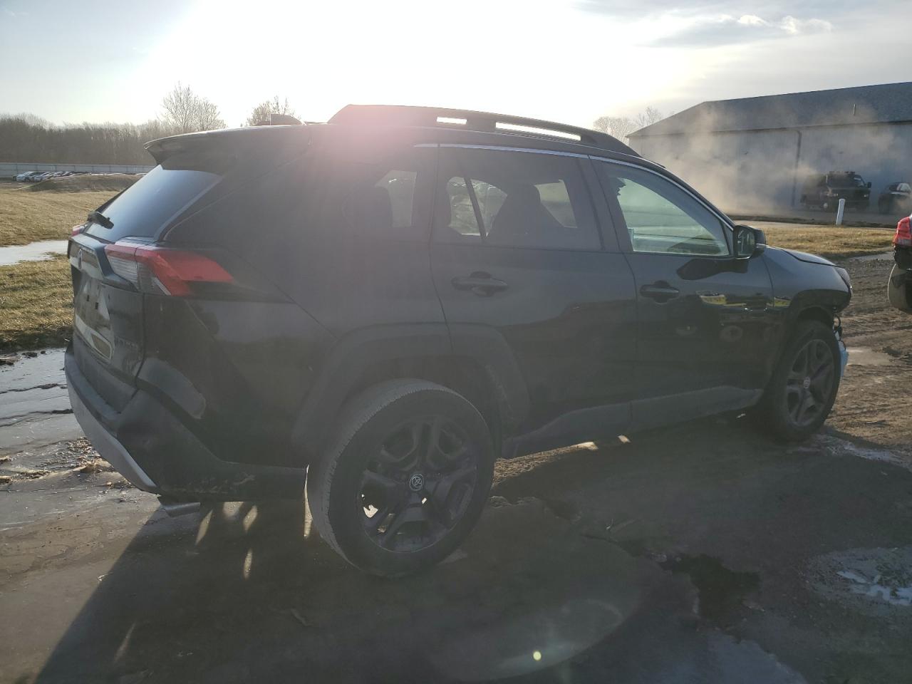 2023 Toyota RAV 4 - Image 3