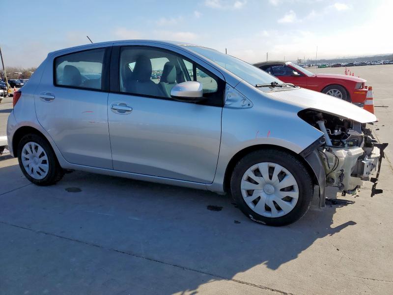  TOYOTA YARIS 2017 Silver