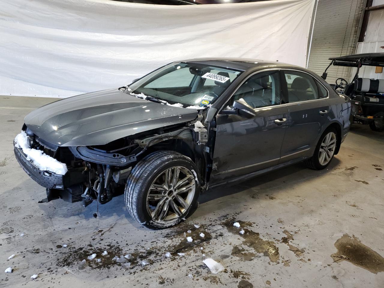 2017 Volkswagen Passat - Image 1
