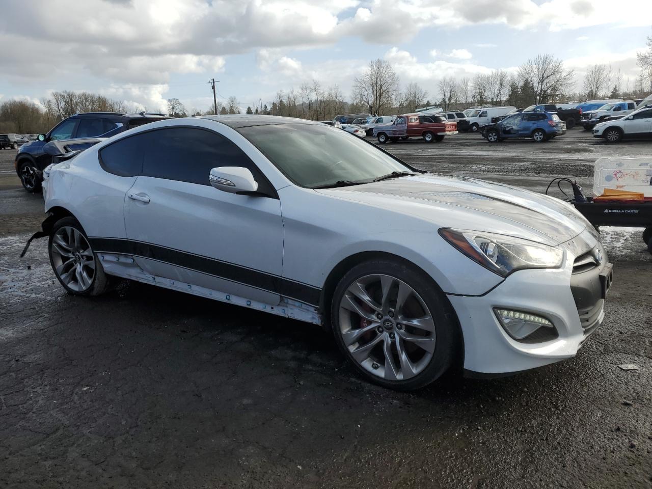 2015 Hyundai Genesis - Image 4