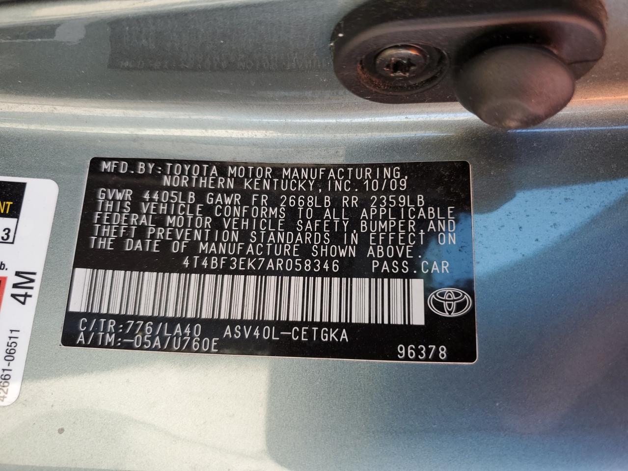 2010 Toyota Camry - Image 12