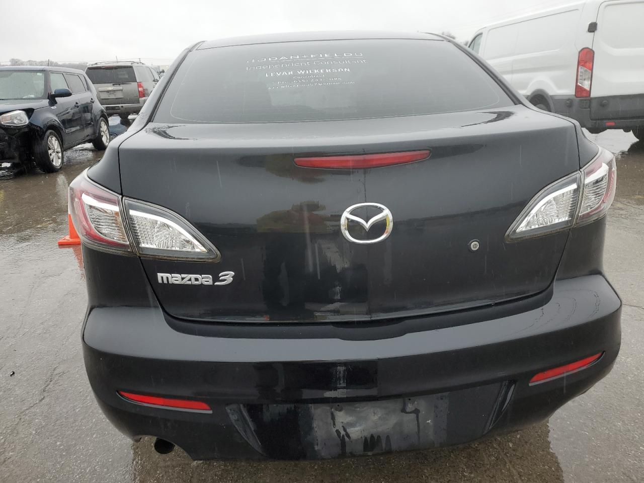 2013 Mazda 3 - Image 6