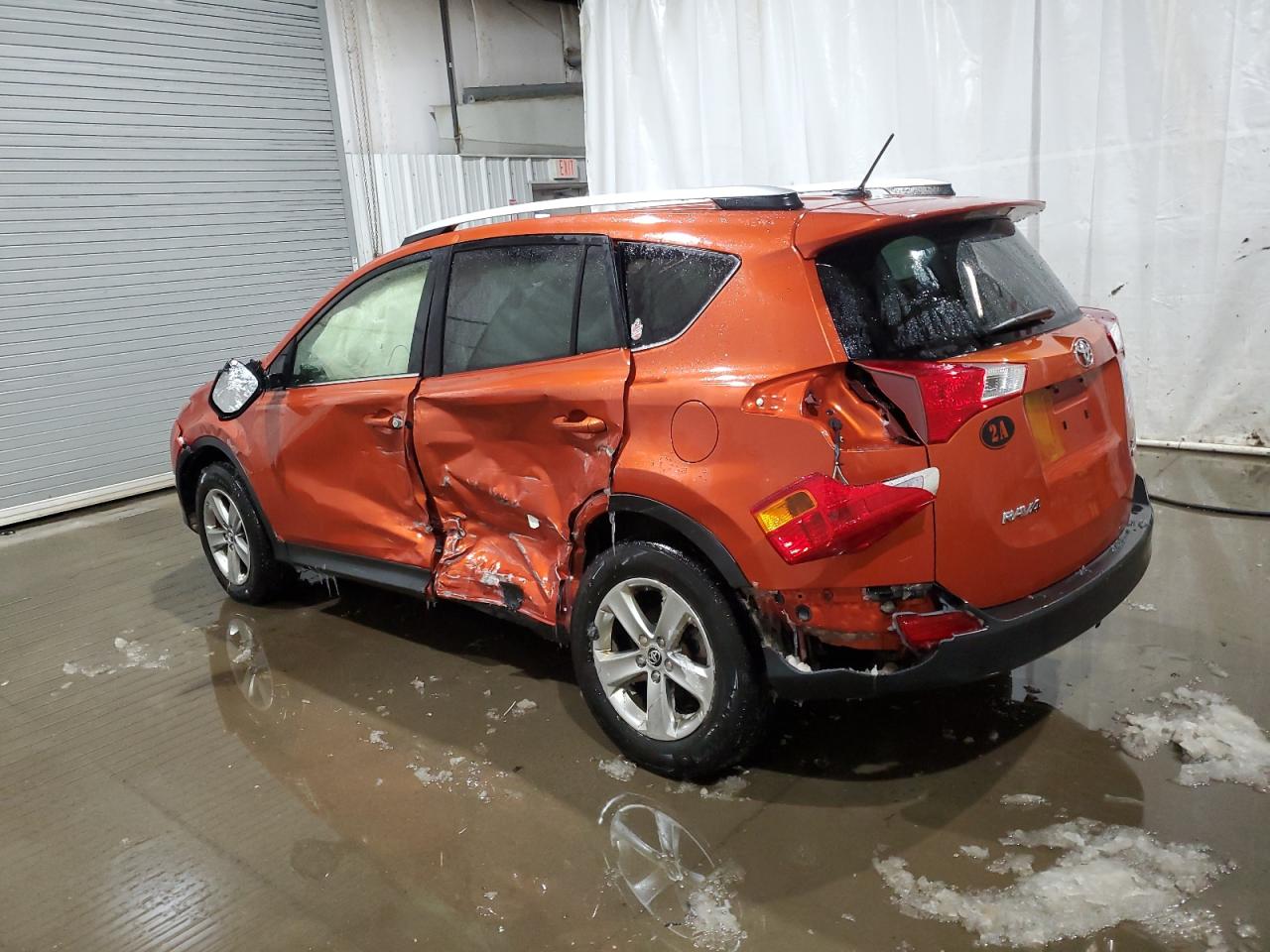 2015 Toyota RAV 4 - Image 2