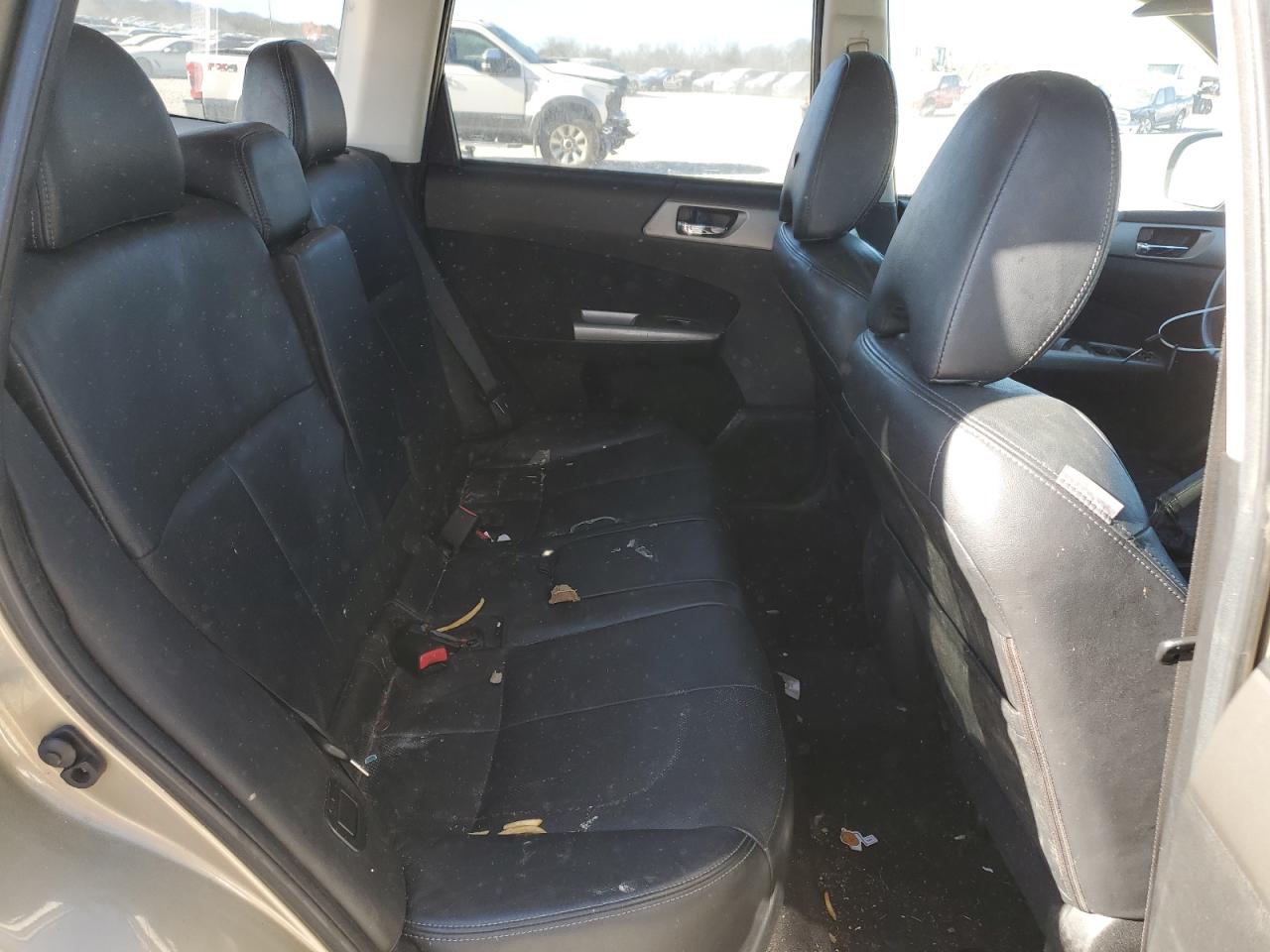 2009 Subaru Forester - Image 12