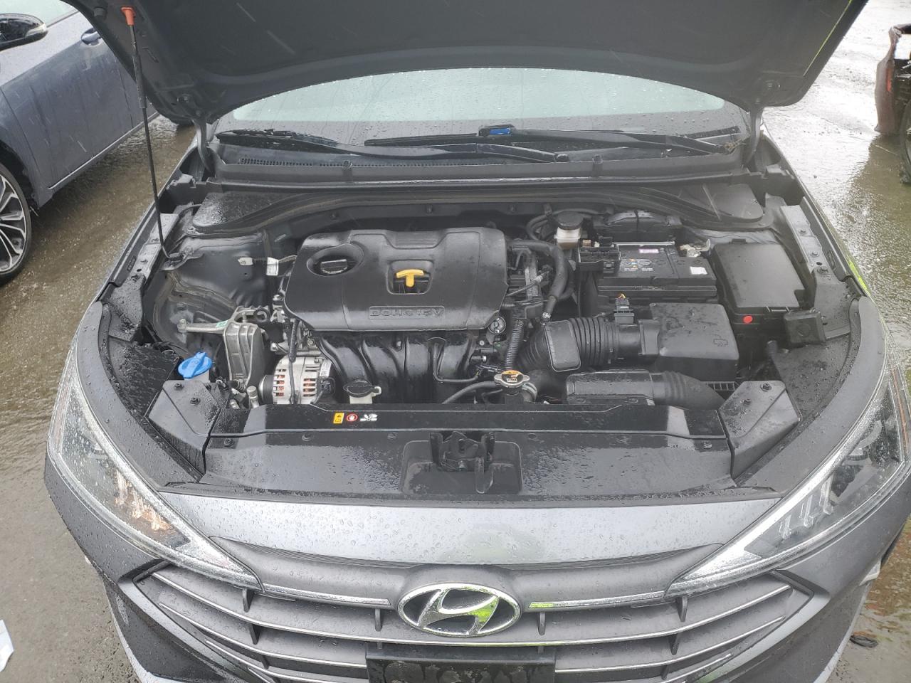 2020 Hyundai Elantra - Image 11
