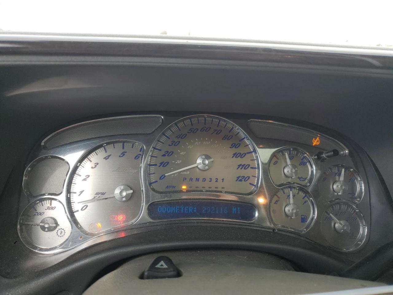 2006 GMC Yukon - Image 9