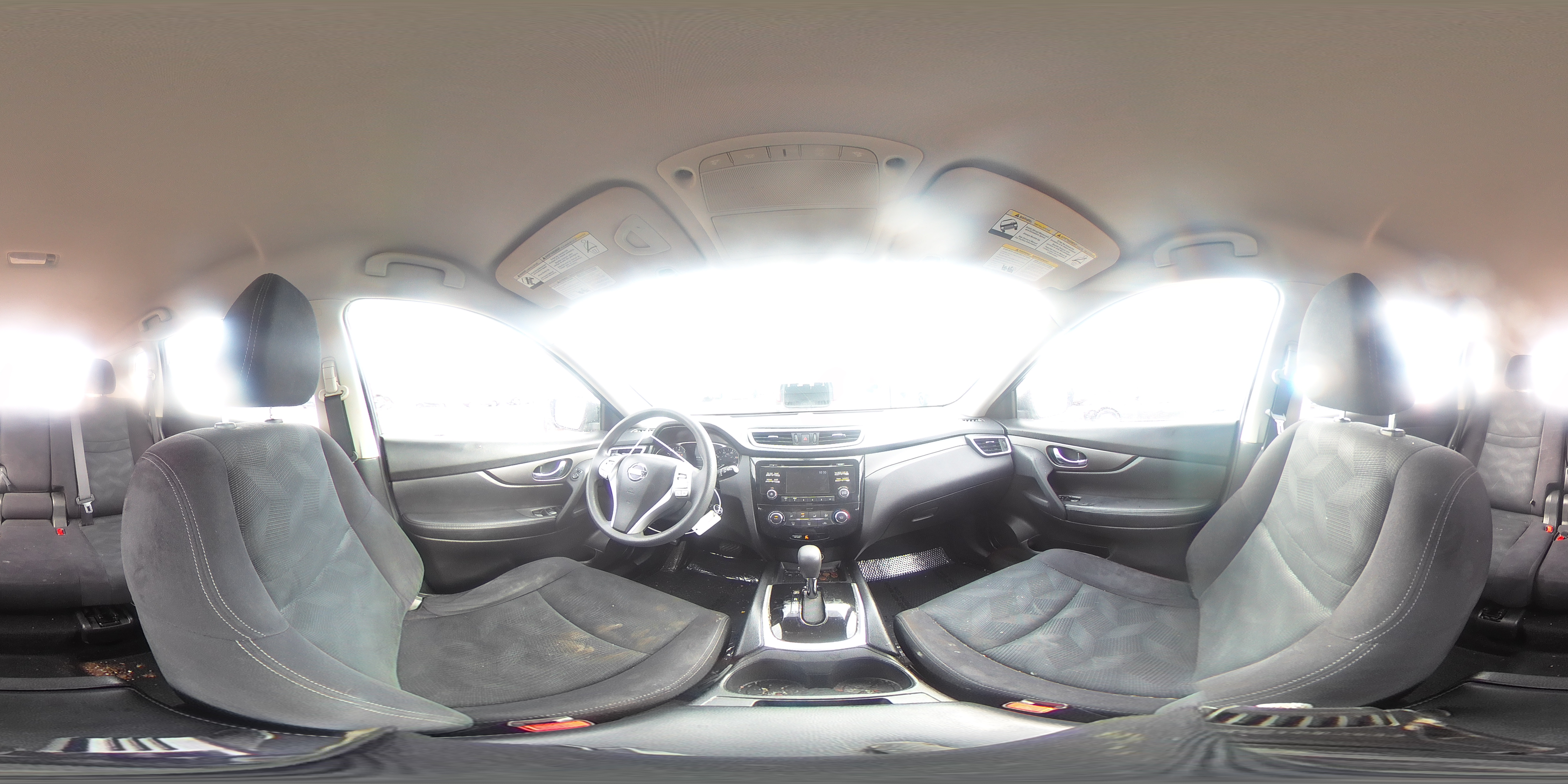 2016 Nissan Rogue - Image 12