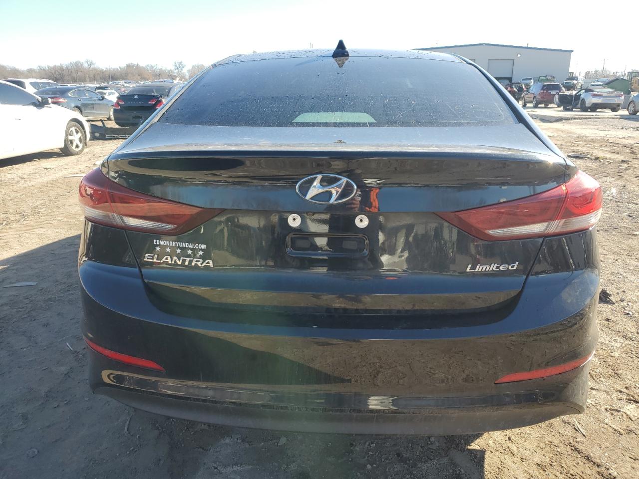 2017 Hyundai Elantra - Image 6