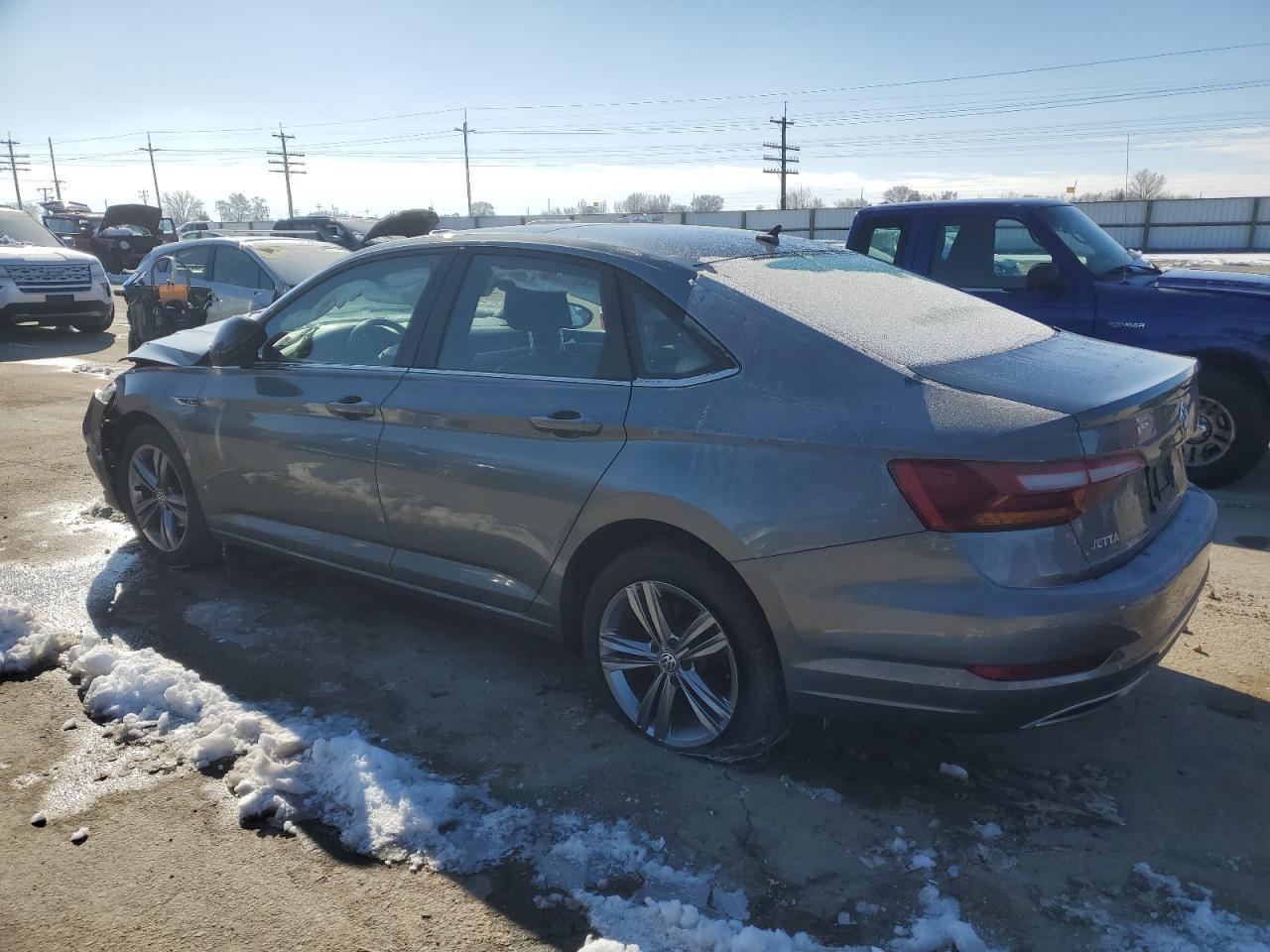 2019 Volkswagen Jetta - Image 2