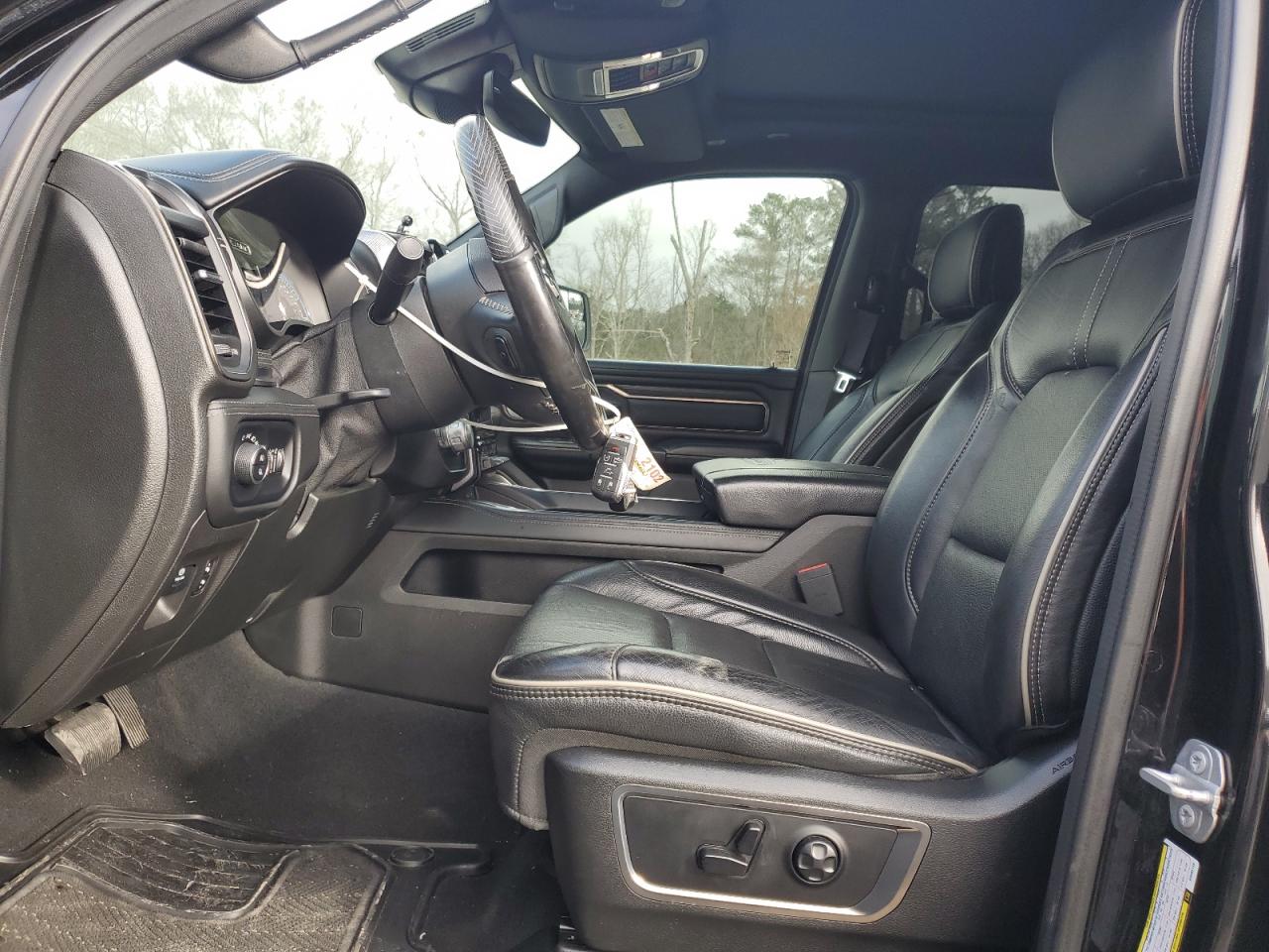 2019 RAM 1500 - Image 7