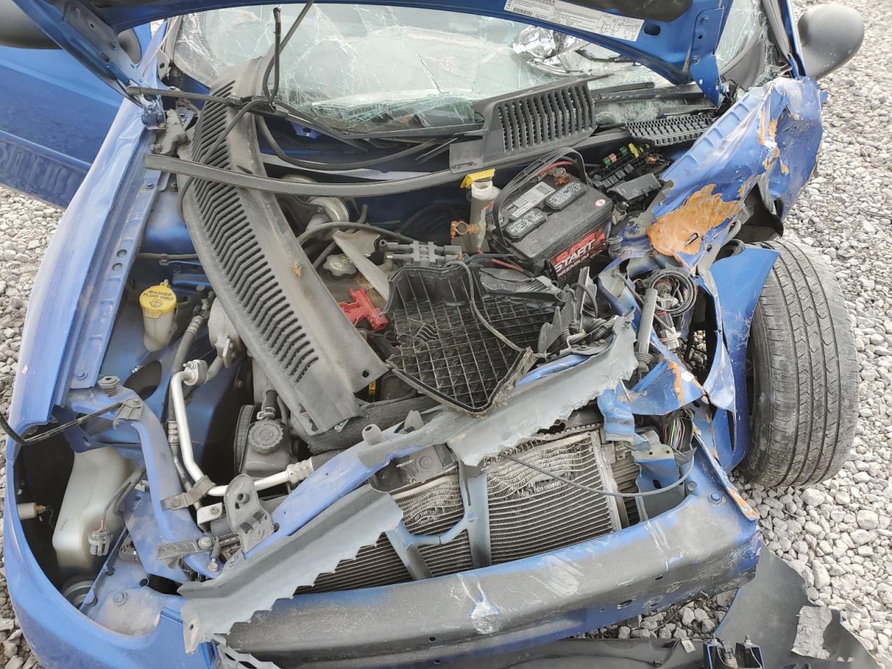 2005 Dodge Neon - Image 12