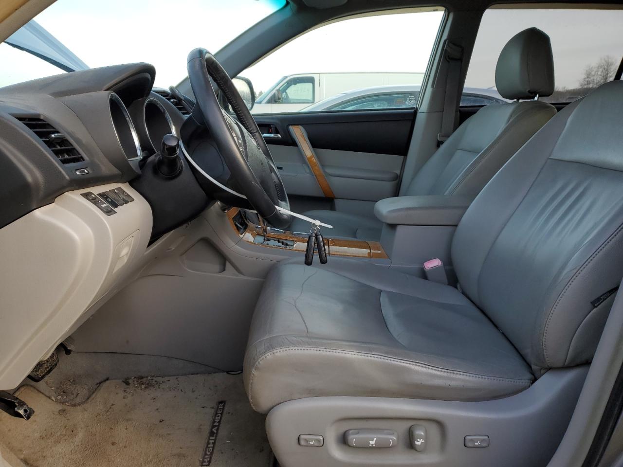 2009 Toyota Highlander - Image 7