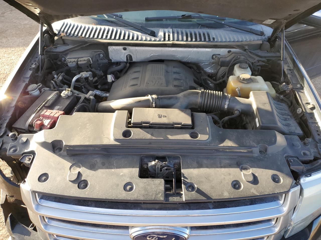 2015 Ford Expedition - Image 13