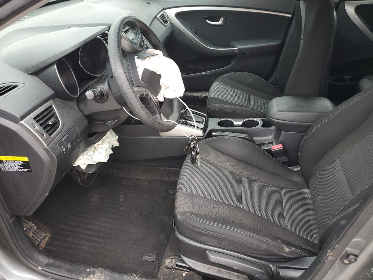 2017 Hyundai Elantra - Image 7