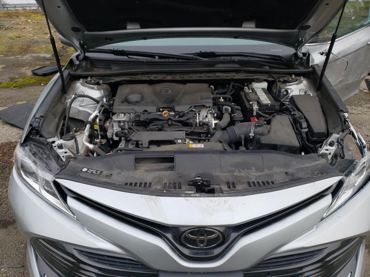 2019 Toyota Camry - Image 12