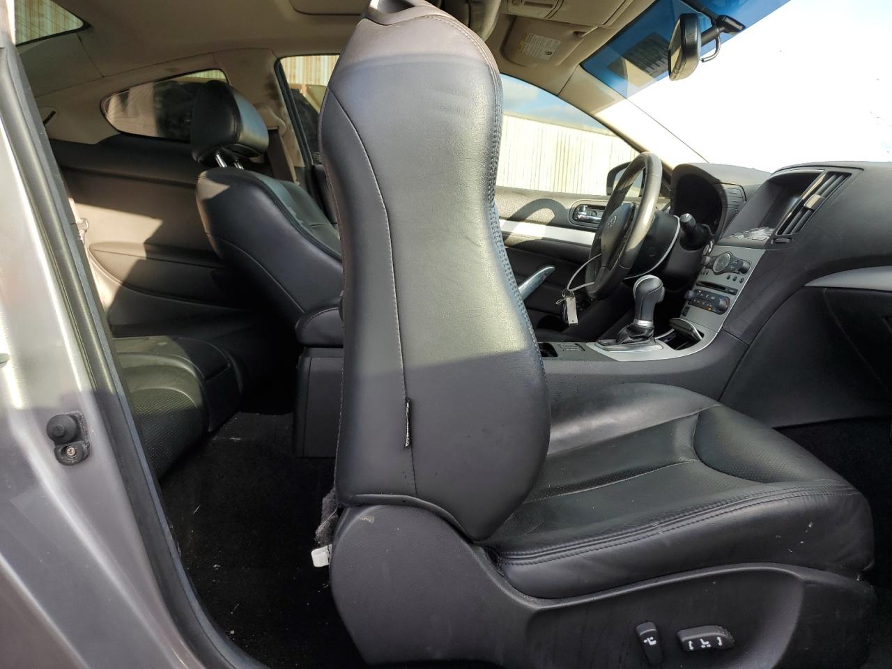 2008 Infiniti G - Image 10
