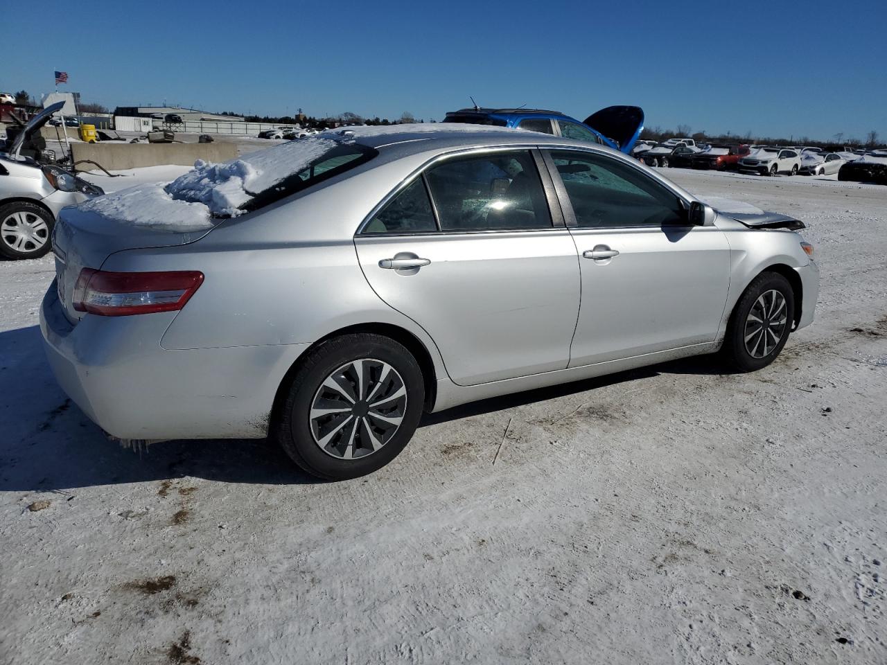 2010 Toyota Camry - Image 3