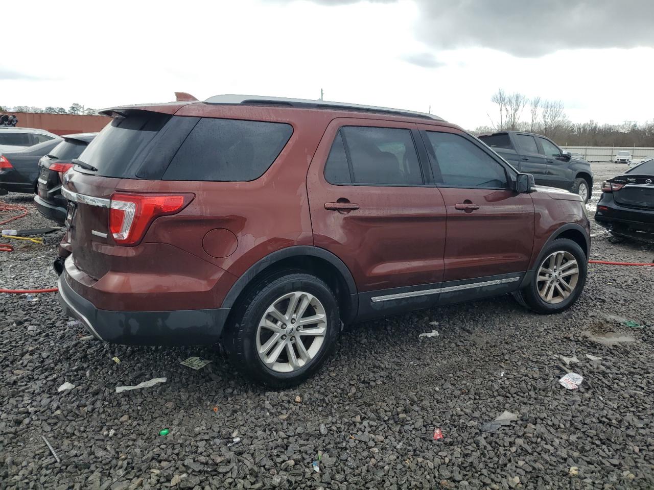 2016 Ford Explorer - Image 3