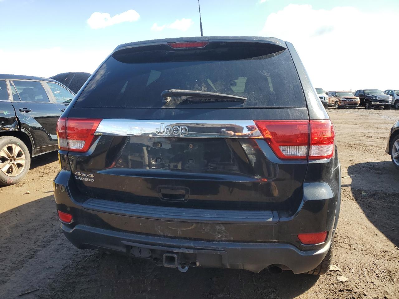 2011 Jeep Grand Cherokee - Image 6