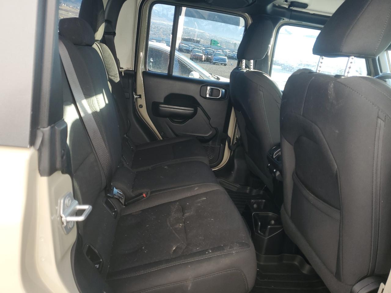 2020 Jeep Gladiator - Image 10
