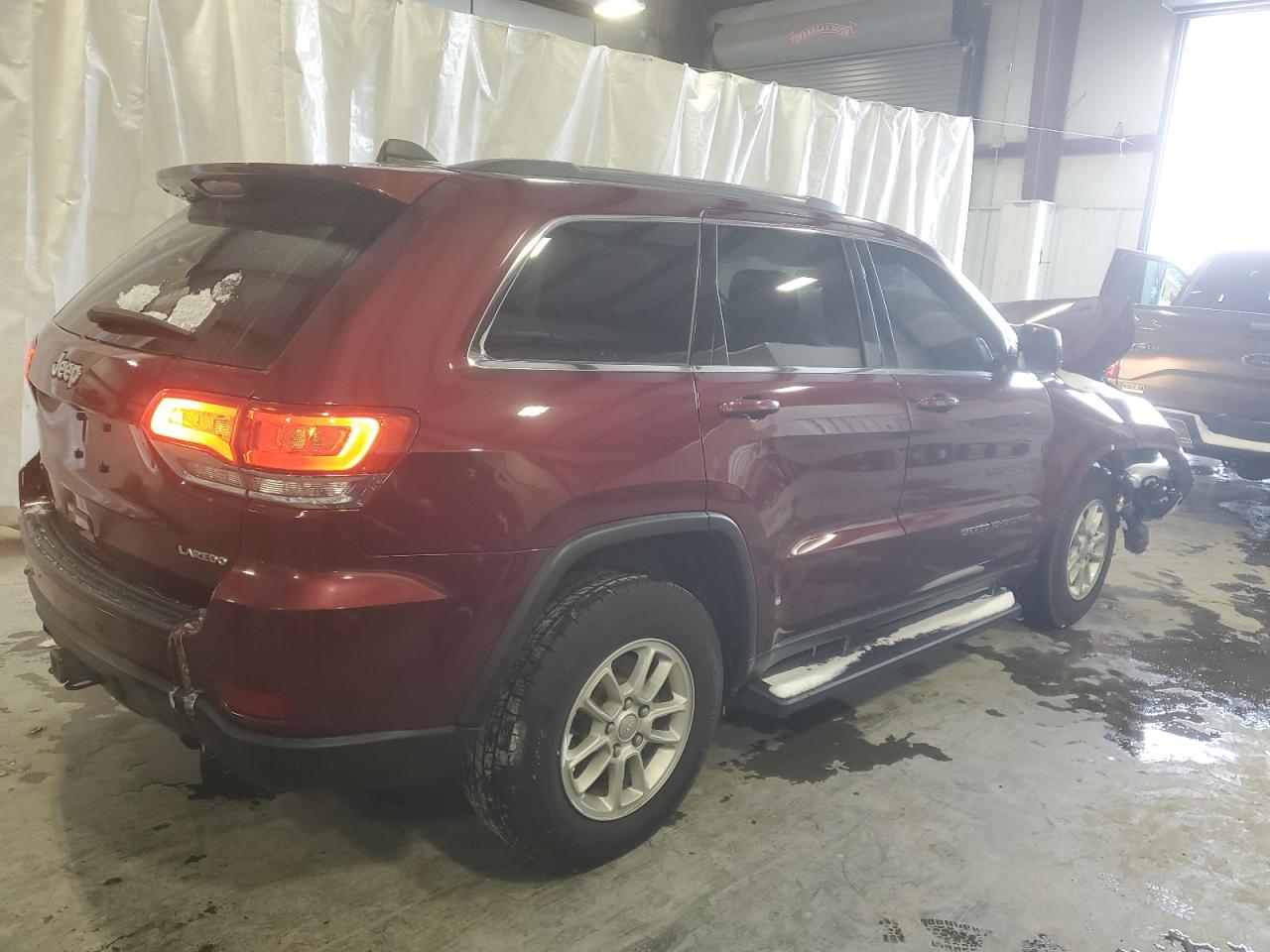 2019 Jeep Grand Cherokee - Image 3