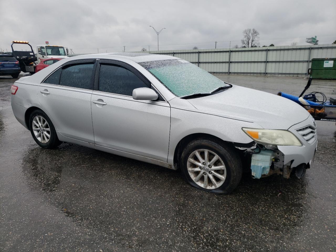 2011 Toyota Camry - Image 4