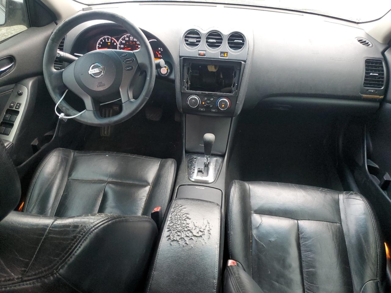 2011 Nissan Altima - Image 8