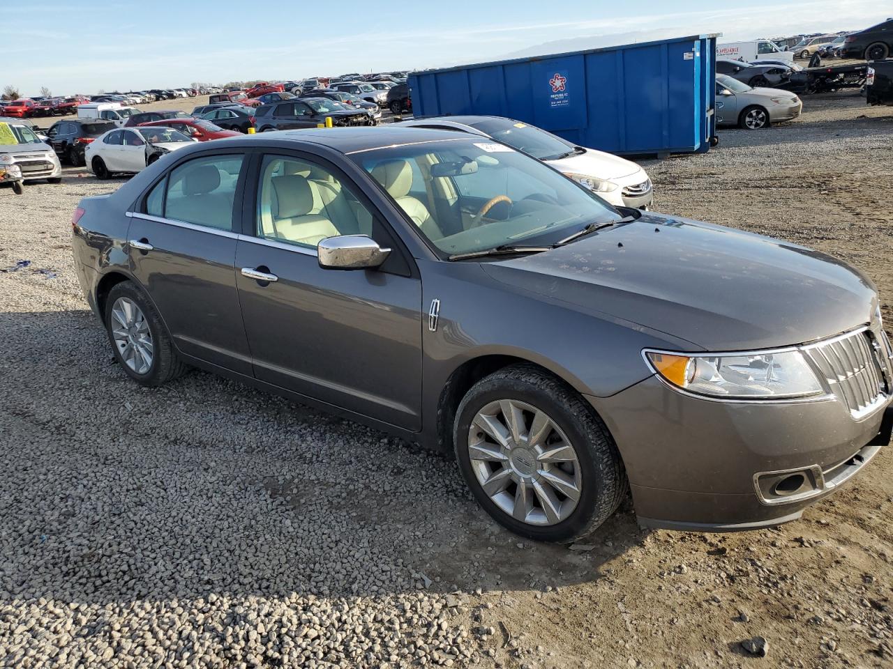 2012 Lincoln MKZ - Image 4