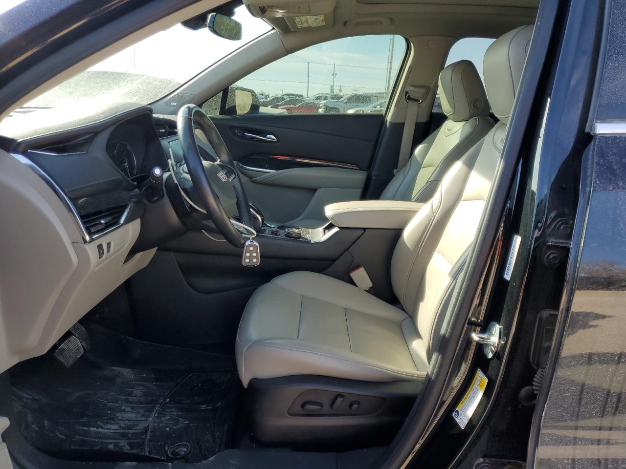 2020 Cadillac XT4 - Image 7