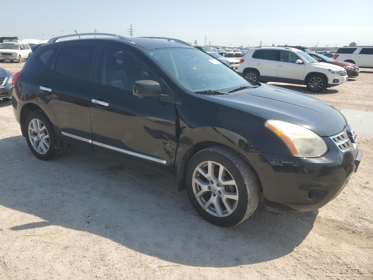 2012 Nissan Rogue - Image 4
