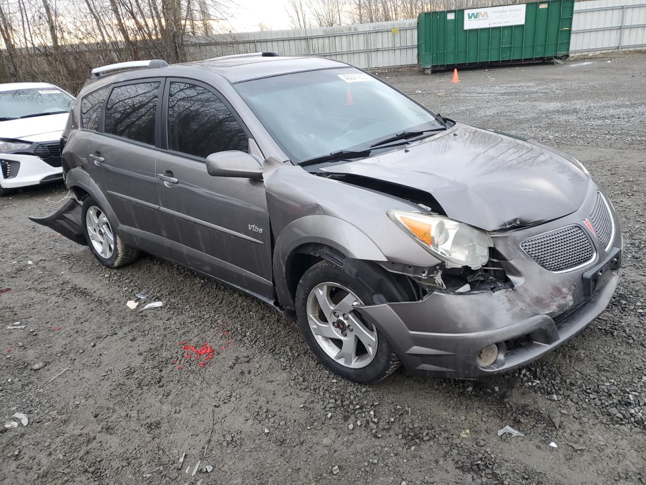 2005 Pontiac Vibe - Image 4