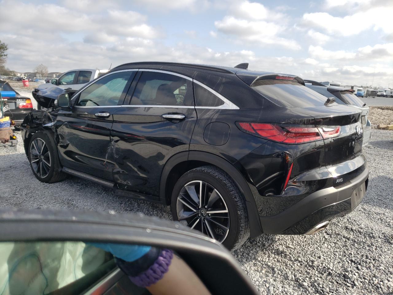 2024 Infiniti QX55 - Image 2