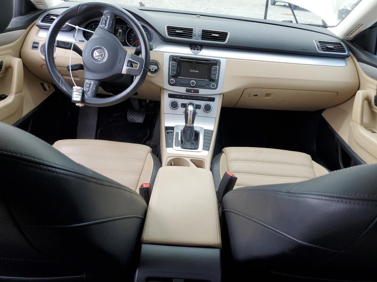 2015 Volkswagen Passat CC - Image 8