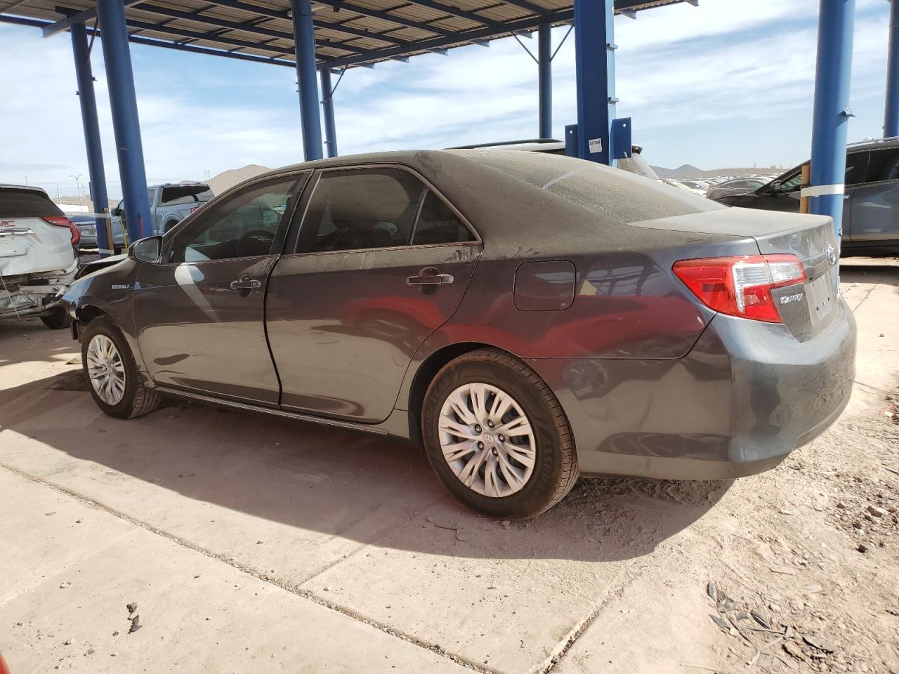 2014 Toyota Camry - Image 2
