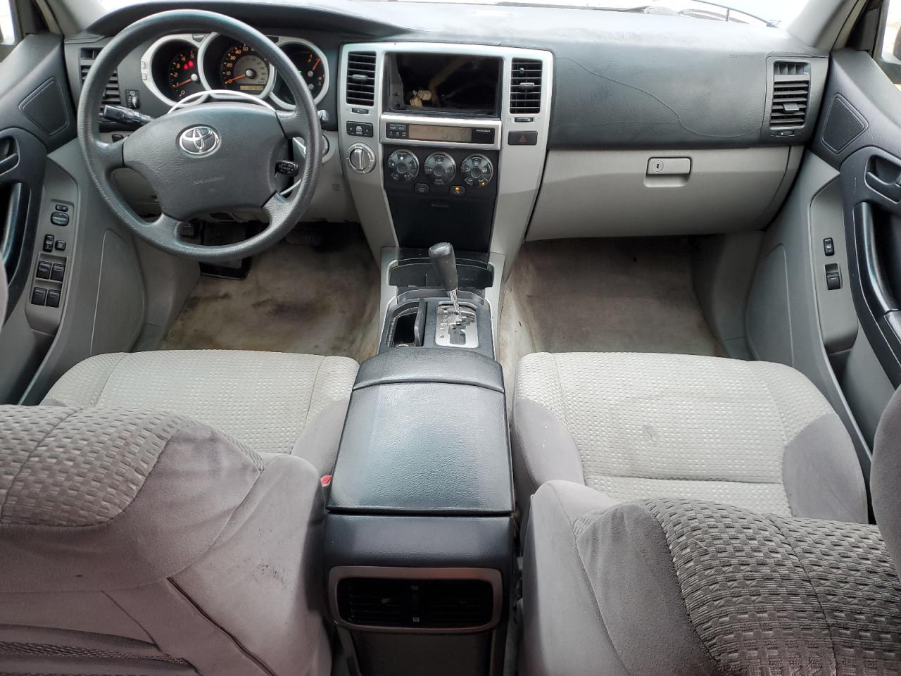 2004 Toyota 4Runner - Image 8