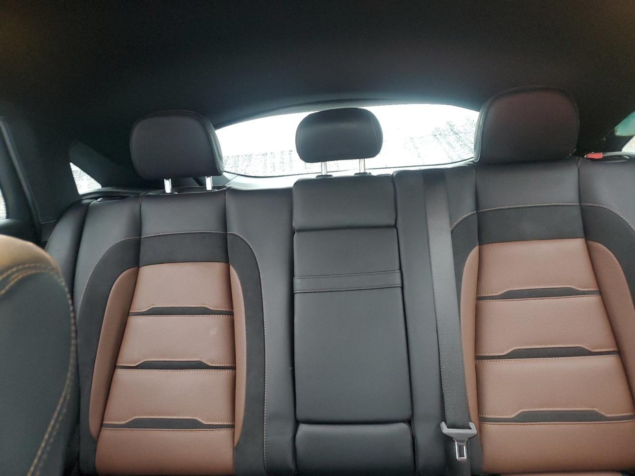 2024 Mercedes-Benz GLE - Image 10